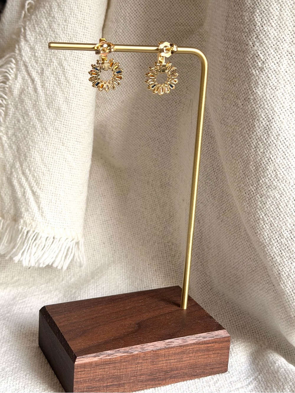 NEW! Gold Plated Multi-Color Crystal Earrings - Women Jewelry - Picture 5 of 5